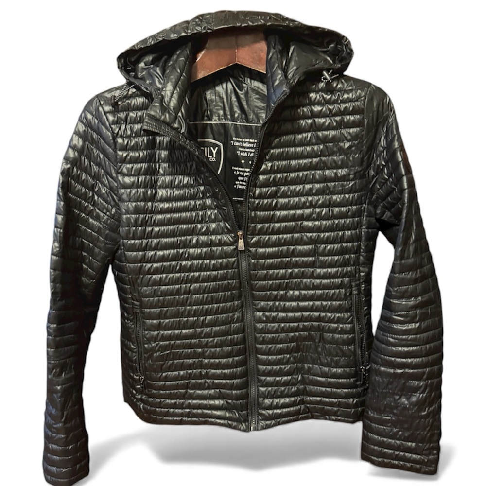 Sicily dawn black puffer jacket size XXL for women in great condition